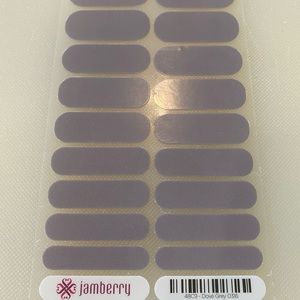 “Dove Grey” (full set) Jamberry Wraps